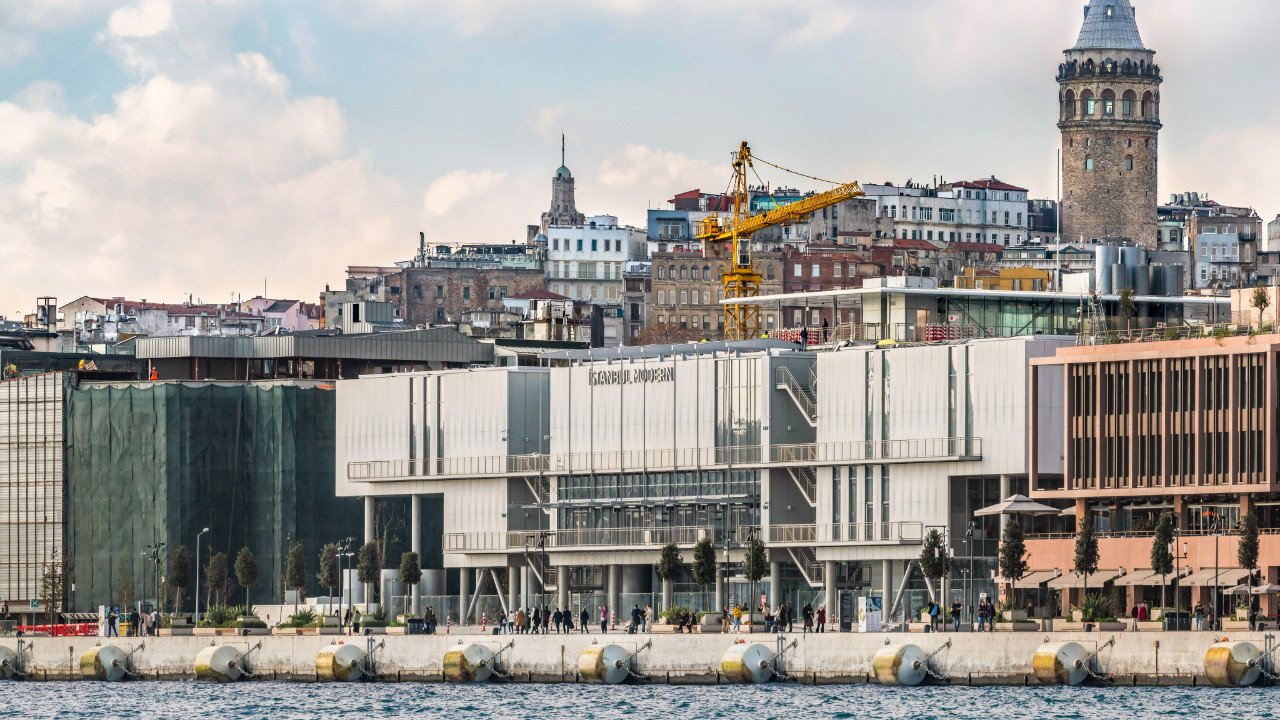 Il nuovo edificio di Istanbul Modern è nella lista dei 52 luoghi da vedere nel 2024 del New York Times