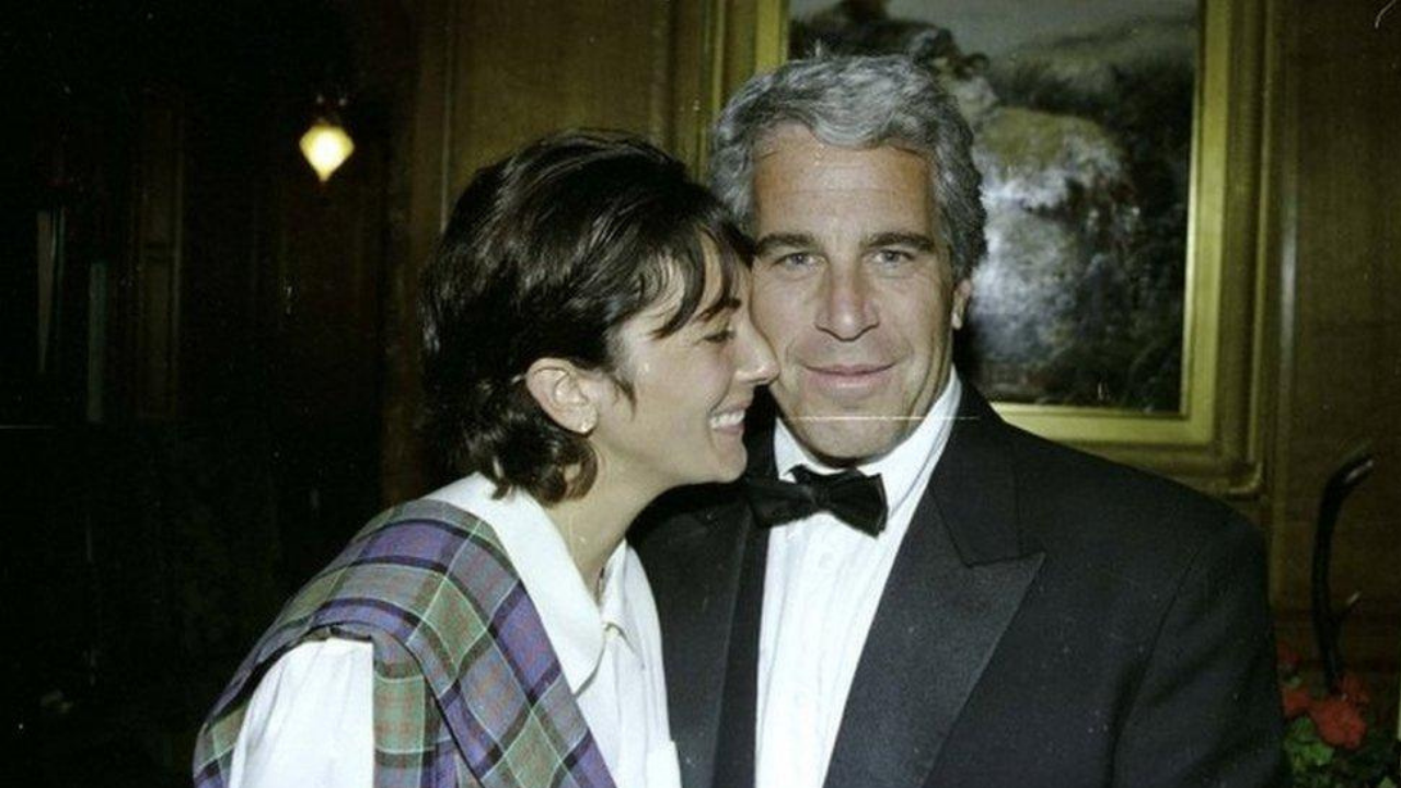 Ghislaine Maxwell'in Güvenilmez Medya Kartı - Der Spiegel