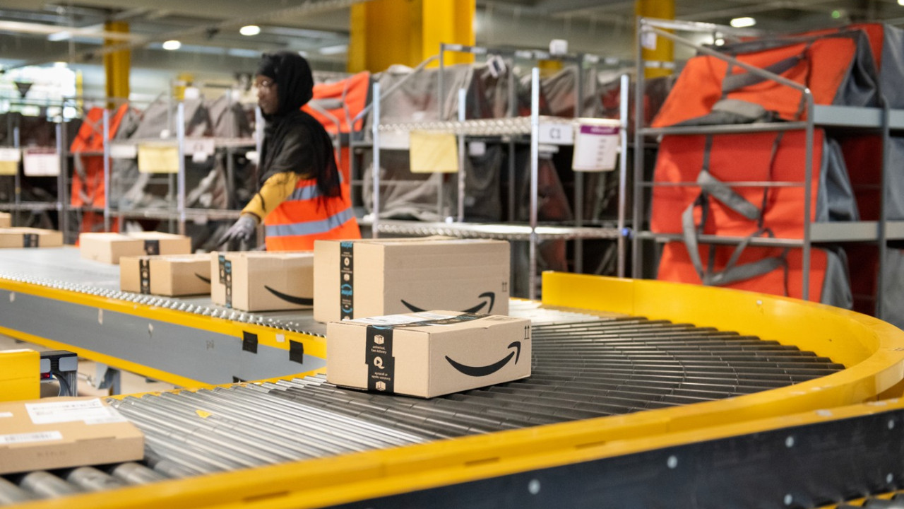 Amazon ABD ve Kanada'daki satıcılara yakıt ve lojistik ek ücreti uygulayacak
