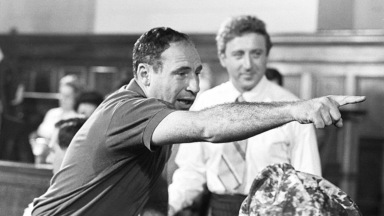 99 yıllık cesaret ve kahkaha!