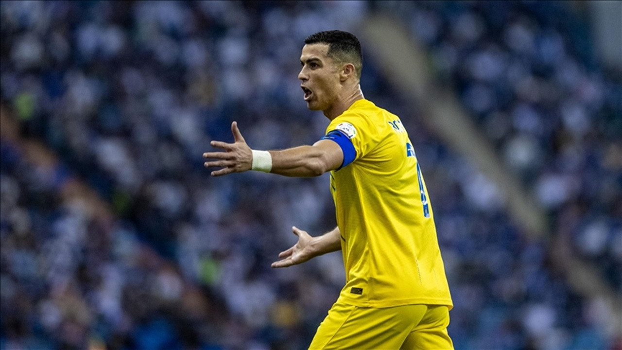 Cristiano Ronaldo'nun Al-Nassr Kadrosunda Yeniden Kadroda Olmadığı Haberi
