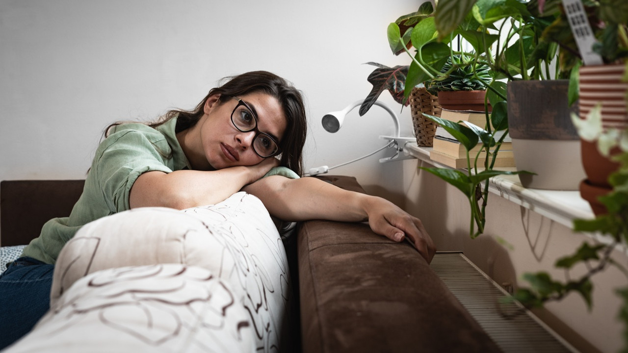 Olumsuz düşünce sarmalını durdurmaya yardımcı olacak 4 etkili yöntem