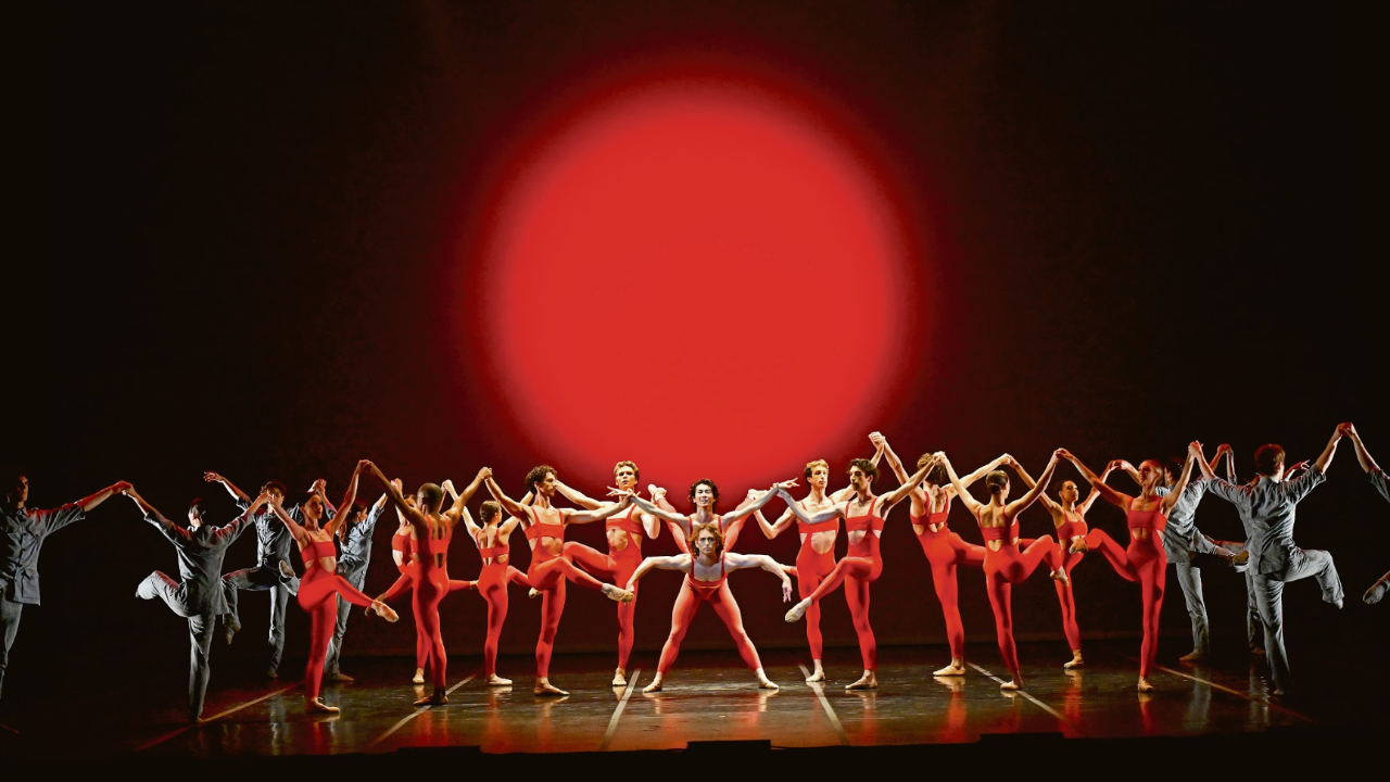 Béjart Ballet Lausanne'nin İstanbul'a Girişi: Klasik ve Çağdaş Dans Arasında Denge