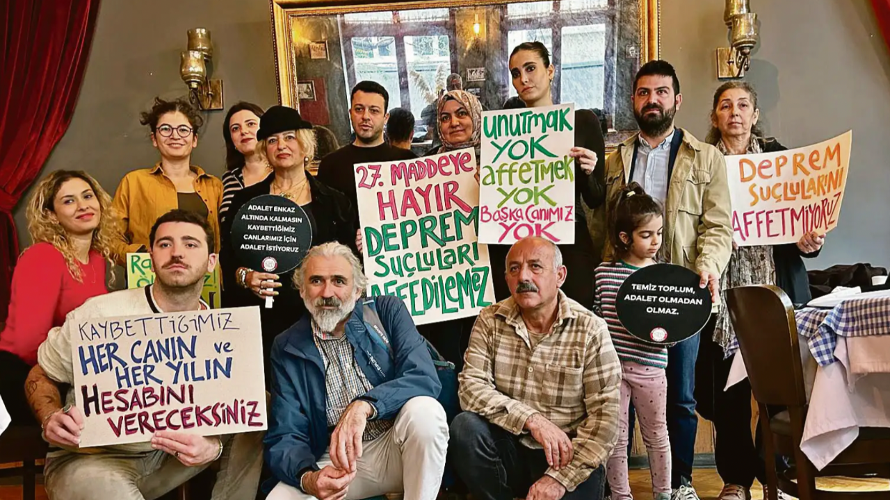 Hatay’da Yıkımın İçinde Umut Büyüyenler: Adalet Peşinde Aileleri ve Buradayız Hatay