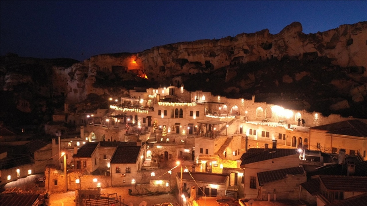 Türkiye'nin Turizm Geliri Rekor Kırma - Konaklama Sektörüne Dair Analiz