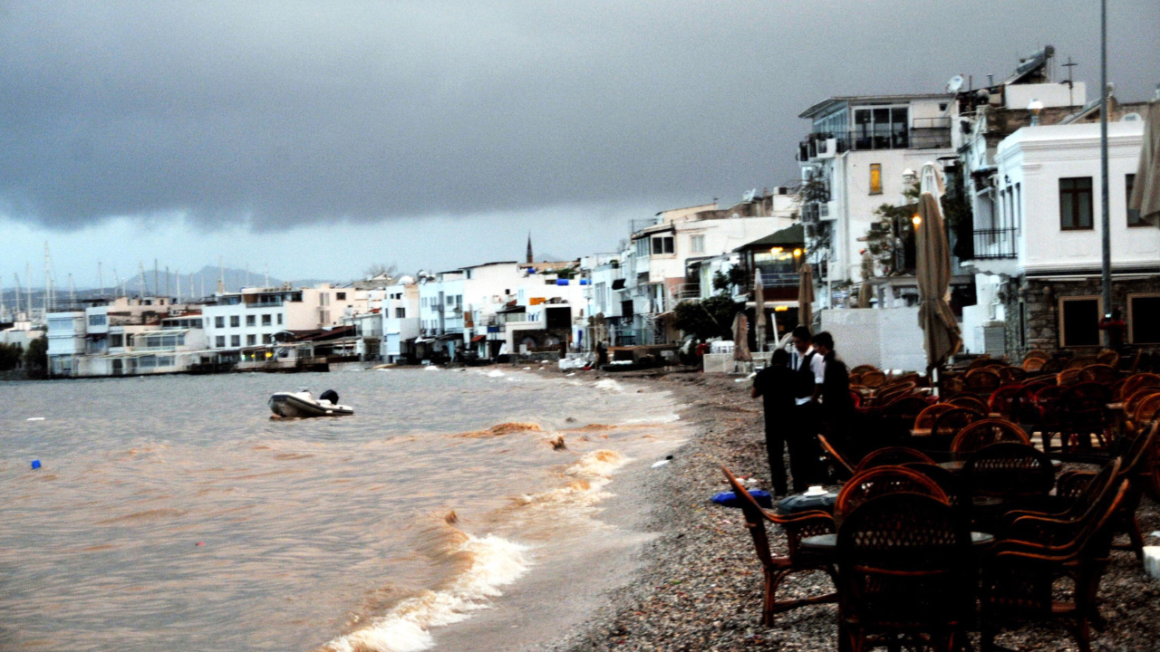 Bodrum'da Kıyıdaki İşgallerin Kaldırılması - Bodrum Sahillerinde Temizlik Çalışmaları