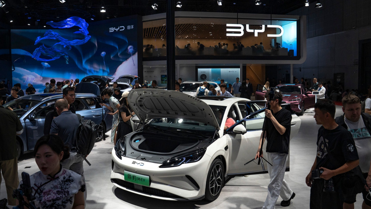 Hisseler düştü, satışlar eridi: Çin'in elektrikli araç pazarında neler oluyor? (via @nytimes)