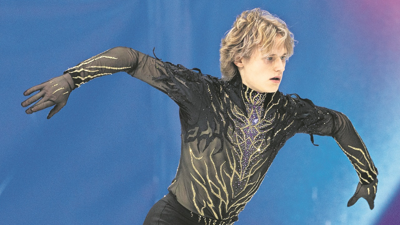 'Lüks Moda Sektörünün Milan'ın Paris'e Gerisinde Kalma Durumu'