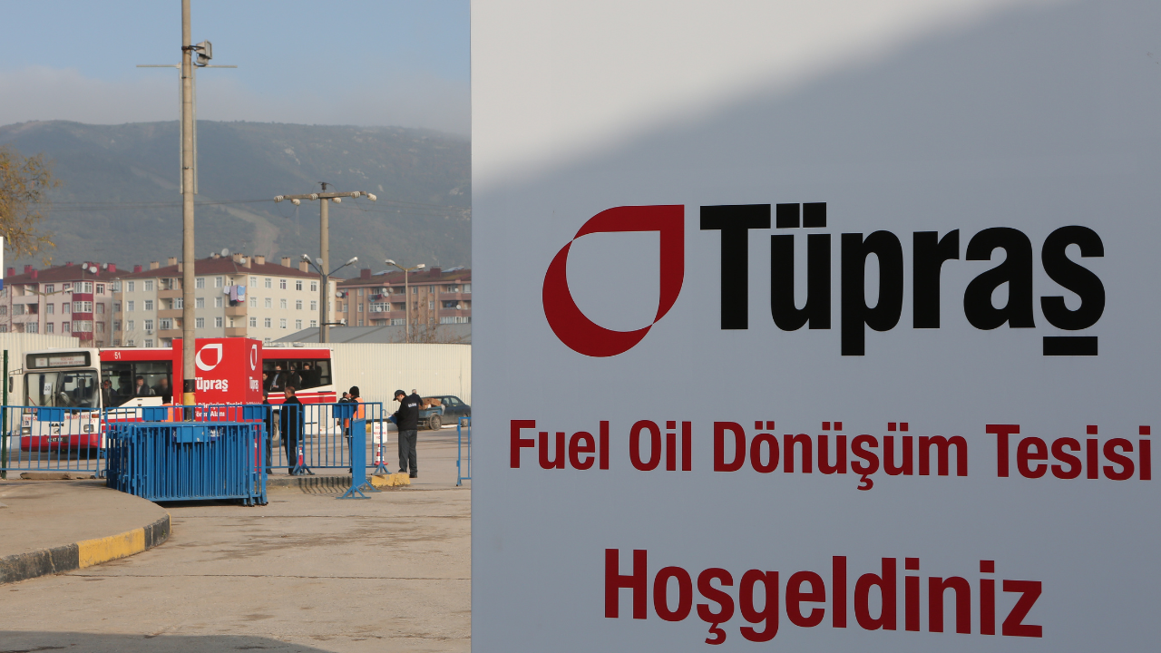 Koç Holding'den Tüpraş'ta 9,3 milyar TL'lik dev satış