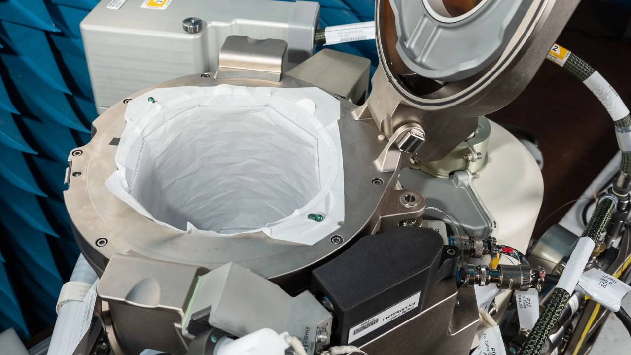 Torbadan titanyuma:

NASA'dan Artemis II'de beş yıldızlı tuvalet dönemi