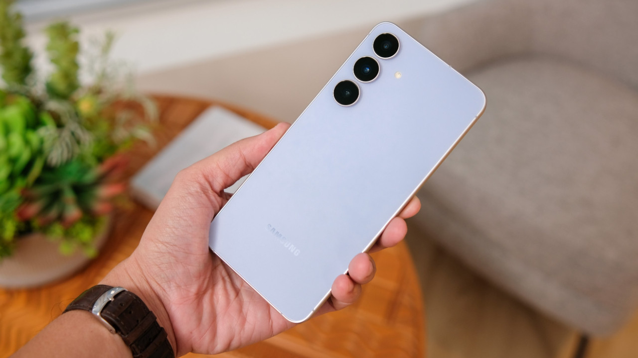 Galaxy S26 FE yolda: İşlemci performansıyla şaşırtacak