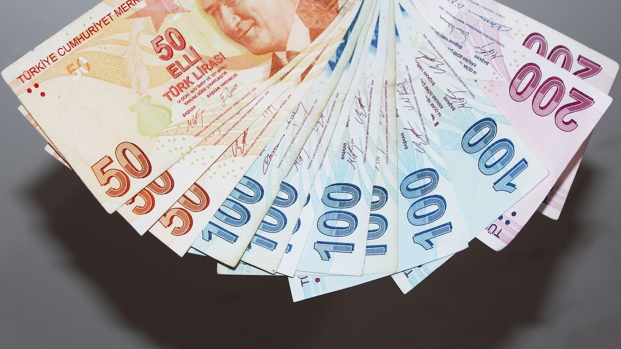 Liranın reel değeri 10 ayın zirvesinde