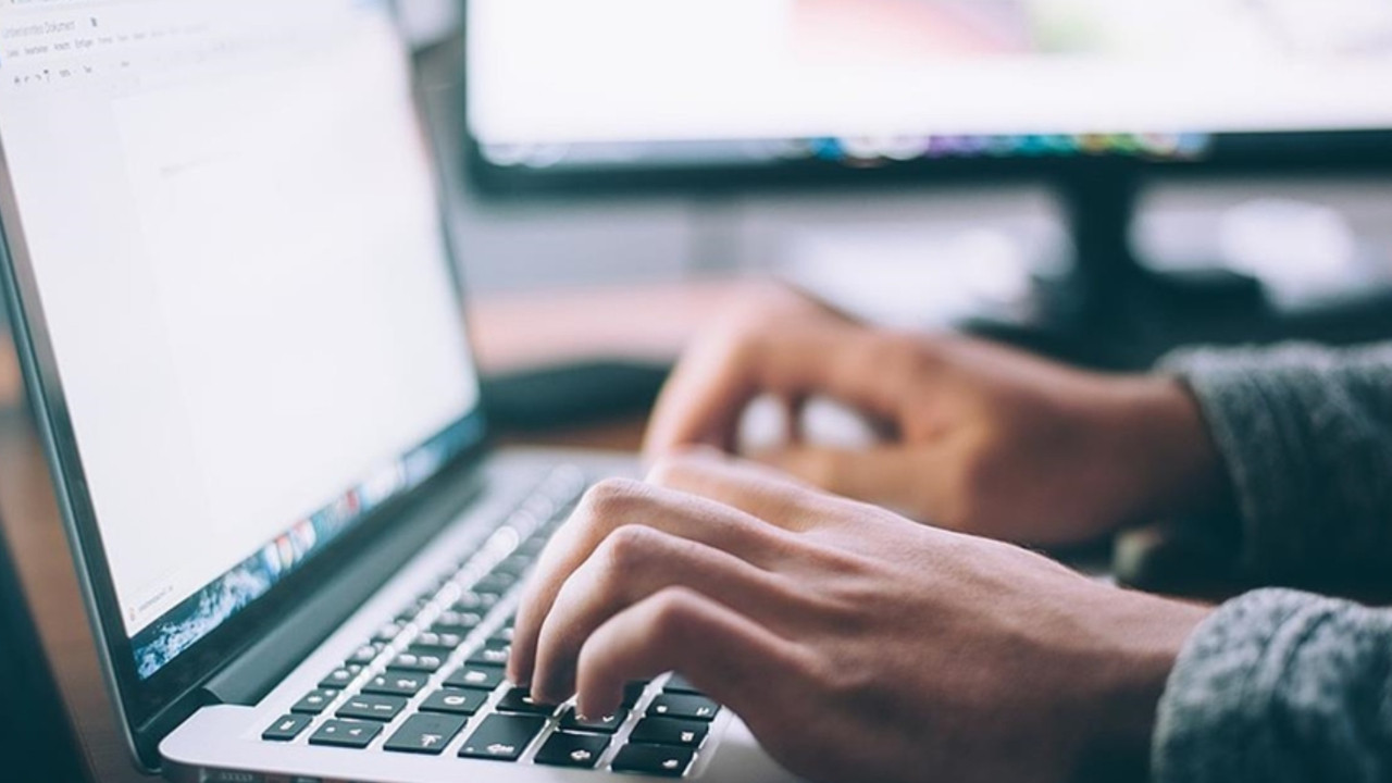 Yapay zeka baskısına rağmen yazılım mühendisi iş ilanları yüzde 30 arttı