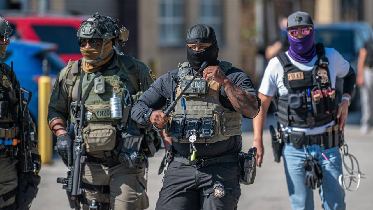 Reuters ICE'ın yeni hedefini yazdı:

Turist hamile kadınlar