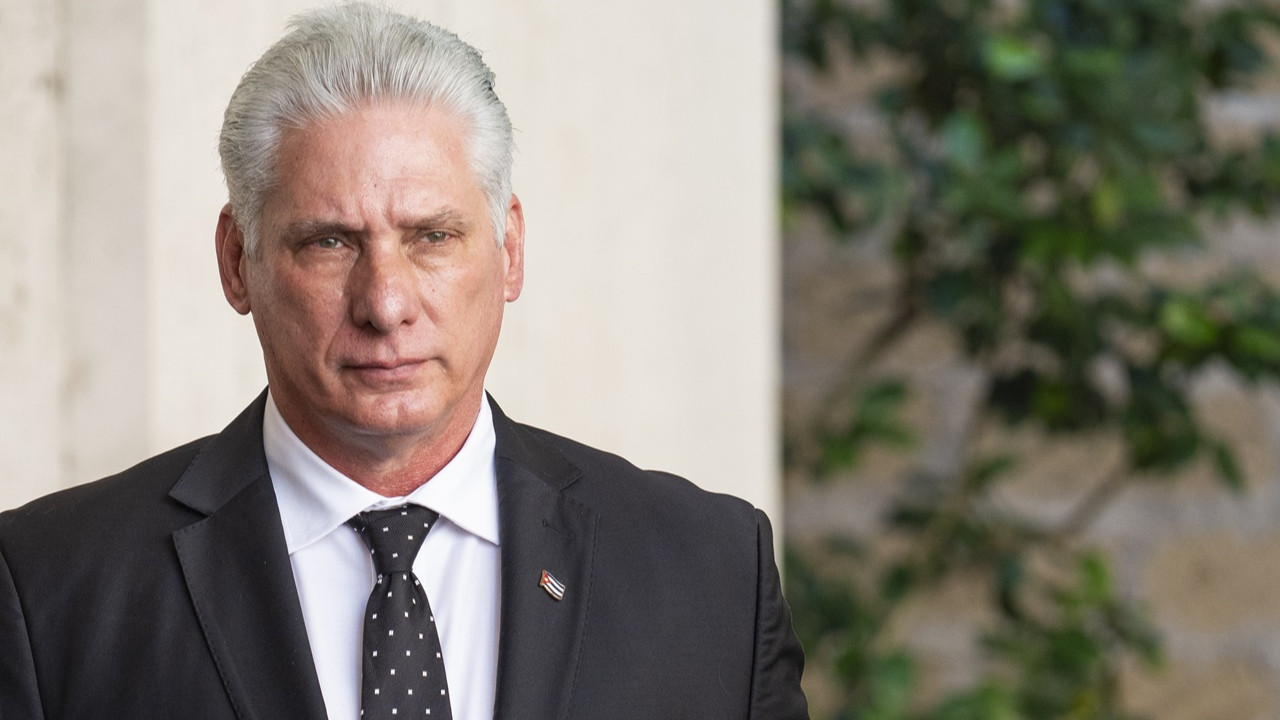 Küba lideri Canel: Görevimiz savaşı önlemek, kaçınılmaz olursa onu kazanmak