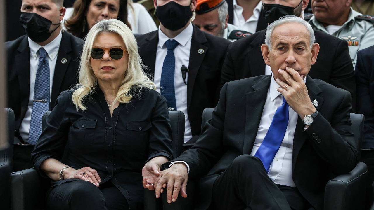 Haaretz:

İsrail'in propaganda töreni Kuzey Kore'ye ilham olacak