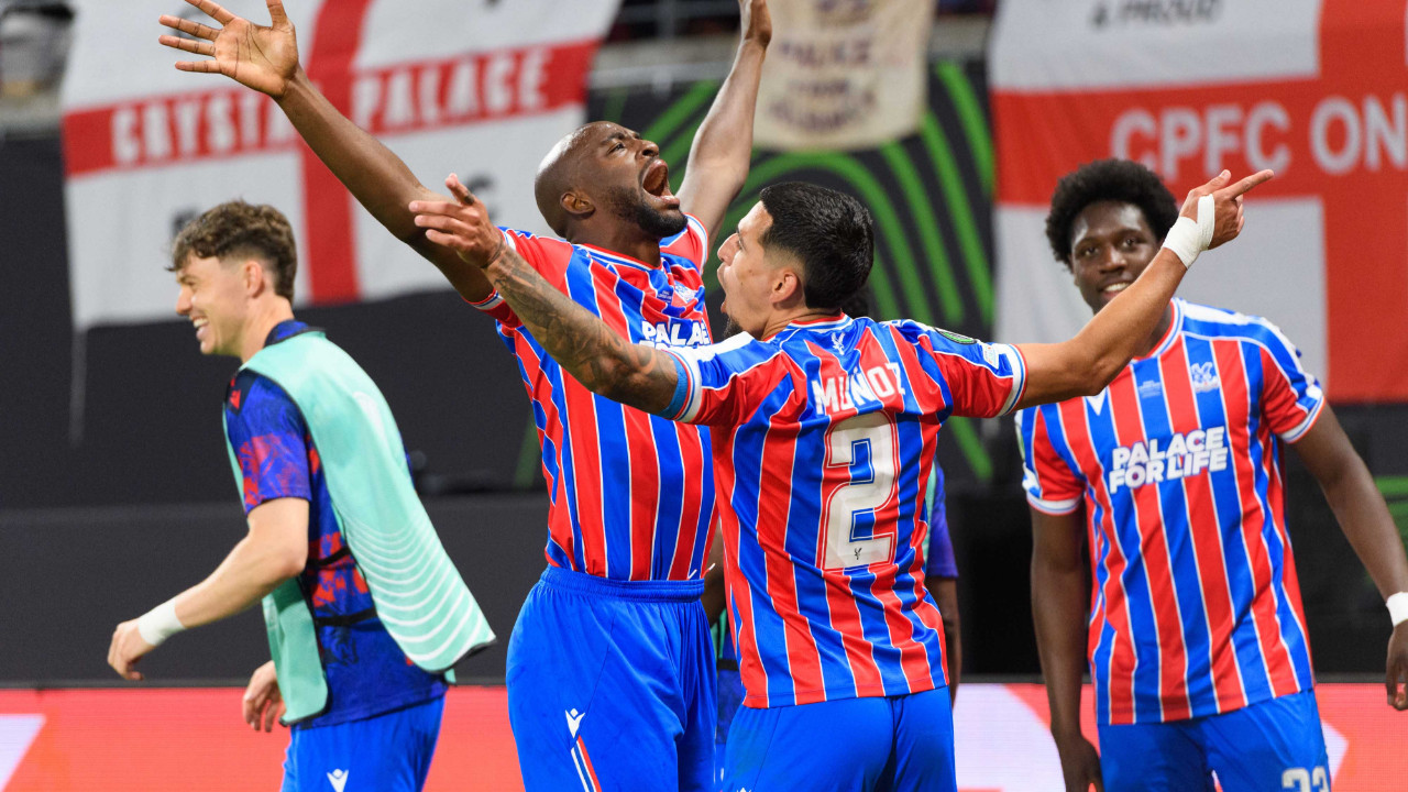 Avrupa'da ilk finalde ilk kupa: UEFA Konferans Ligi'nde şampiyon Crystal Palace