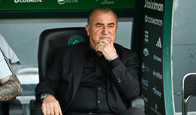 Fatih Terim yönetimindeki Panathinaikos lider AEK'ya 3-0 yenildi