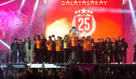 Kupasına kavuştu: Galatasaray 25. şampiyonluğu Yenikapı'da kutladı