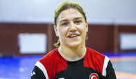 Milli güreşçi Beyza Nur Akkuş 20 yaş altında Avrupa şampiyonu oldu