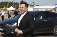 Elon Musk 5,7 milyar dolarlık Tesla hissesini bağışladı