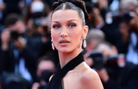 Bella Hadid'den başörtüsü tepkisi:Kadınları rahat bırakın