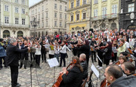 Rusya'nın saldırıları Lviv’de konserlerle protesto edildi