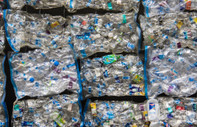 Geri dönüştürülmüş plastik şişeler daha fazla kimyasal sızdırıyor