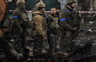 Ukrayna Devlet Başkanı Zelenskiy, Rus güçlerinden kurtarılan Buça'da