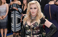 Madonna 3 yılın ardından tekrar bekar