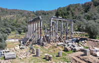 Zeus Lepsynos Tapınağı ihtişamlı sütunlarıyla orijinal görünümüne kavuşuyor