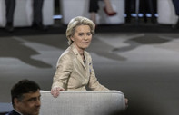 Von der Leyen: Ukrayna'ya yapılacak yatırımlar reformlarla birlikte ilerlemeli