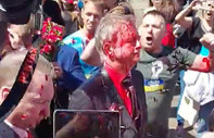 Sergey Andreev'e kırmızı boyalı protesto
