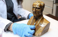 Atatürk büstünde yapılan restorasyonla ünlü İtalyan heykeltıraşın imzası ortaya çıktı