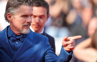 Hollywood yıldızı Ethan Hawke kariyerinin son perdesine yaklaştığını söyledi