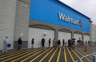 Walmart enflasyon nedeniyle kar tahminlerini düşürdü