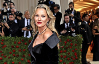 Sağlıklı yaşam kulübünün son üyesi Kate Moss kendi markasını çıkarıyor