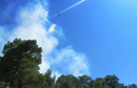 Kaş'ta orman yangını: Karadan ve havadan müdahale ediliyor