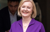 Liz Truss resmen İngiltere Başbakanı oldu
