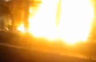 İran’da göstericiler hükümet binalarını ateşe verdi