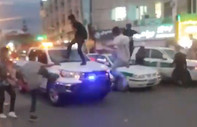 İran'da polis araçları ve ambulanslar ateşe verildi