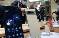 Google, fiyatta Apple ve Samsung’a meydan okuyan yeni ürünlerini tanıttı
