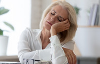 50 yaş üstünün 5 saatten az uyuması kronik hastalıkları yüzde 30 artırıyor