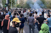 İran'da Mahsa Emini'yi anma töreni sonrası polisle bazı göstericiler çatıştı