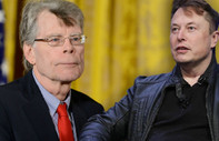 Elon Musk ve Stephen King mavi tik pazarlığında