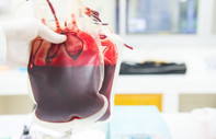 İlk kez bir insana laboratuvarda üretilen kan nakledildi