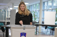 Slovenya'da halk, cumhurbaşkanı seçiminin ikinci turunda sandık başında