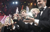 Hüzün Üçgeni Avrupa Film Ödülleri’ne damga vurdu