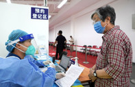 Çin'de Covid-19 tedbirlerinin gevşetilmesinin ardından virüsten ilk can kayıpları bildirildi