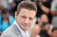 Jeremy Renner: Yazamayacak kadar berbat durumdayım